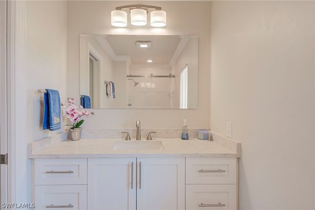 3320 Riviera Lakes CT, Bonita Springs, FL 34134