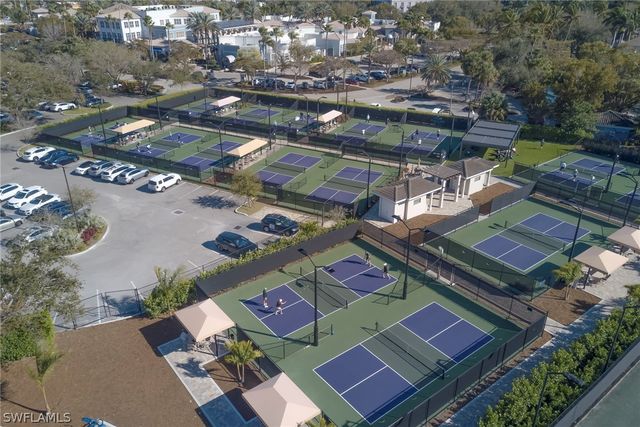 3320 Riviera Lakes CT, Bonita Springs, FL 34134