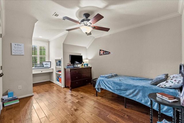 408 Allan Street, Friendswood, TX 77546