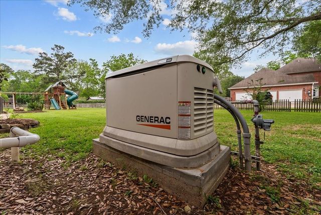 408 Allan Street, Friendswood, TX 77546