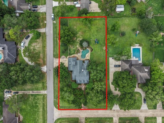 408 Allan Street, Friendswood, TX 77546