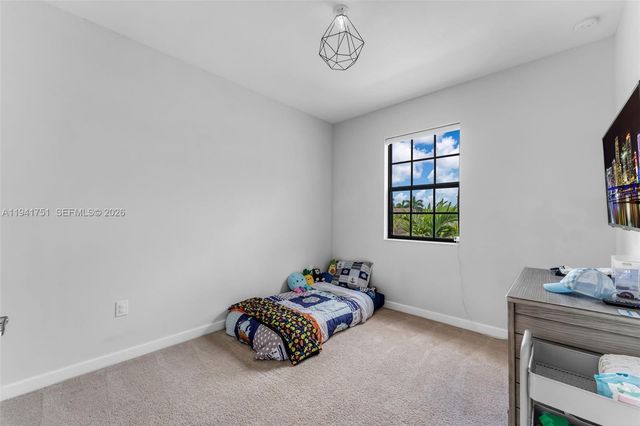 3763 SE 2nd St, Homestead, FL 33033