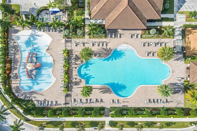 3763 SE 2nd St, Homestead, FL 33033