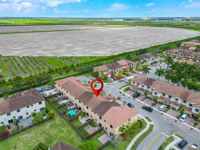 3763 SE 2nd St, Homestead, FL 33033