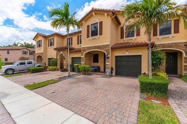 3763 SE 2nd St, Homestead, FL 33033