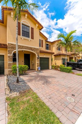 3763 SE 2nd St, Homestead, FL 33033