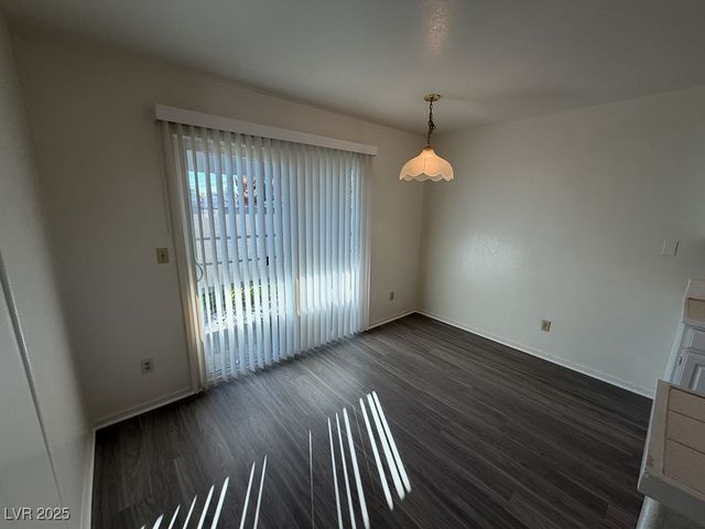 275 North LAMB BL Boulevard C, Las Vegas, NV 89110