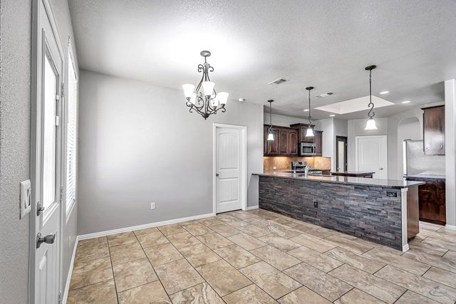 1512 San Miguel Ave, Midland, TX 79705