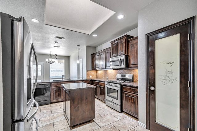 1512 San Miguel Ave, Midland, TX 79705