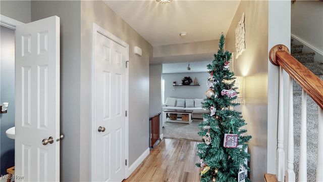 9905 Creekside Way, Streetsboro, OH 44241