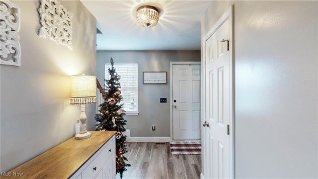 9905 Creekside Way, Streetsboro, OH 44241