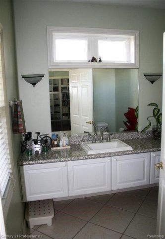 174 EVALINE Drive, Troy, MI 48085