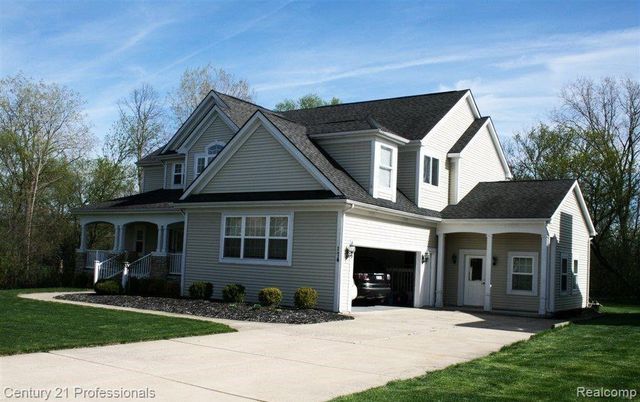 174 EVALINE Drive, Troy, MI 48085