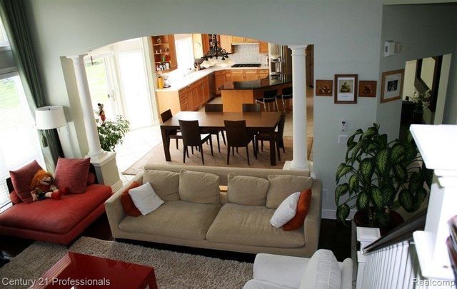 174 EVALINE Drive, Troy, MI 48085