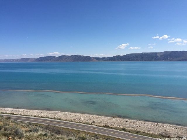 3067 S MONARCH DR, Garden City, UT 84028
