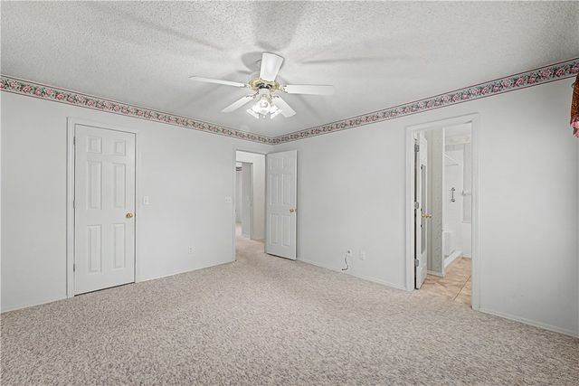 1884 Albany Street, Fayetteville, AR 72704