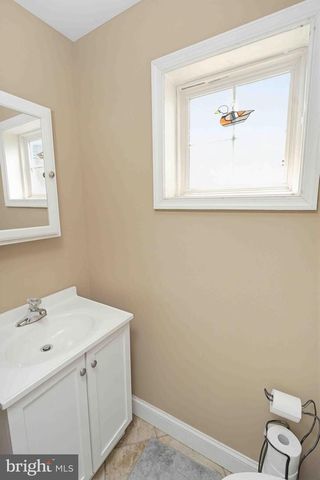 421 DERSTINE AVE, Lansdale, PA 19446