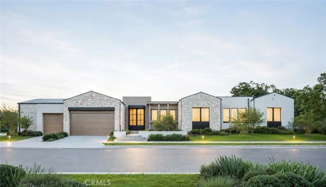 1900 Altura Drive, Newport Beach, CA 92625