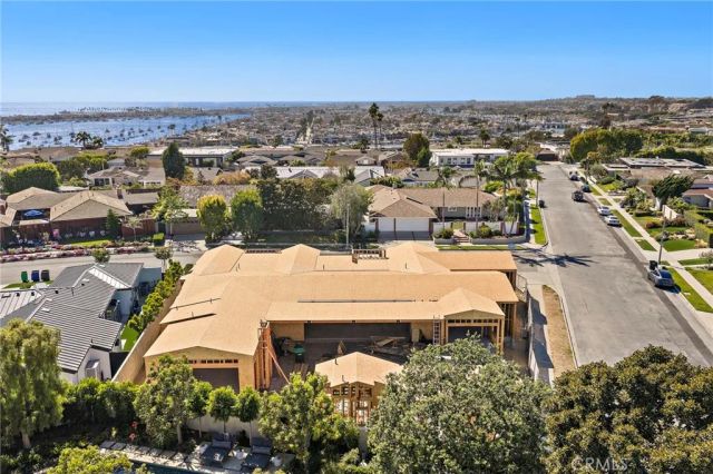 1900 Altura Drive, Newport Beach, CA 92625