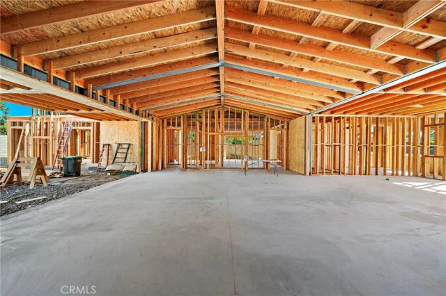 1900 Altura Drive, Newport Beach, CA 92625