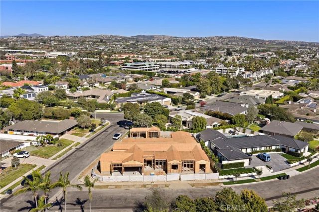 1900 Altura Drive, Newport Beach, CA 92625