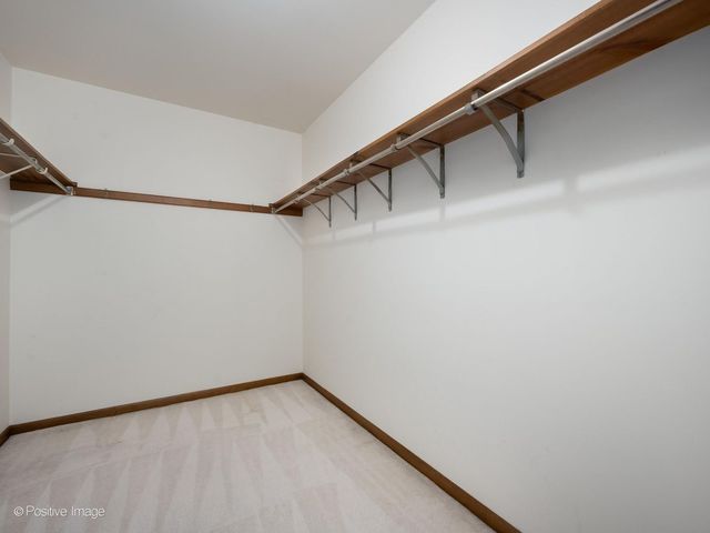 2626 Farnsworth Lane, Northbrook, IL 60062