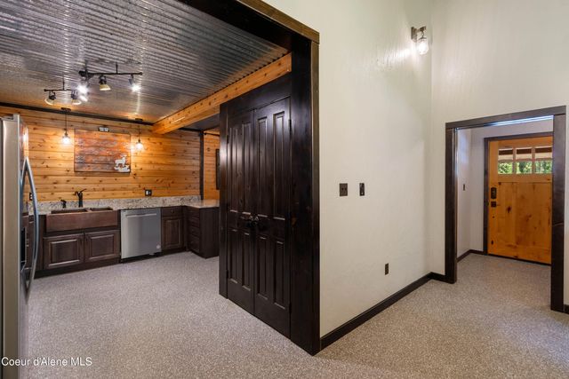 24606 N Nikoma Rd, Rathdrum, ID 83858