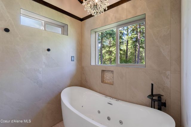 24606 N Nikoma Rd, Rathdrum, ID 83858