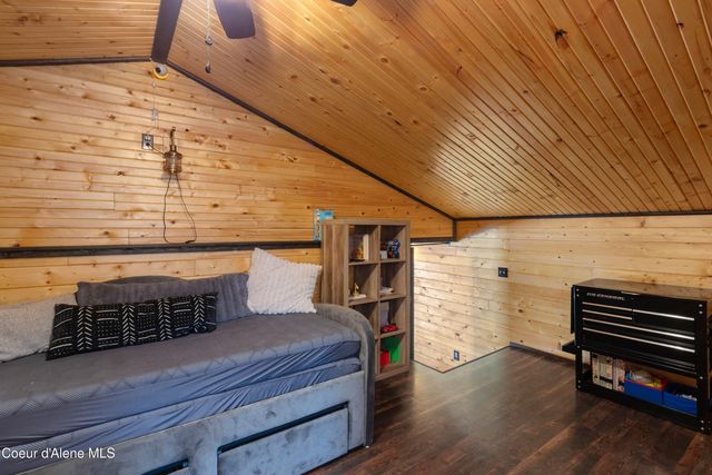 24606 N Nikoma Rd, Rathdrum, ID 83858