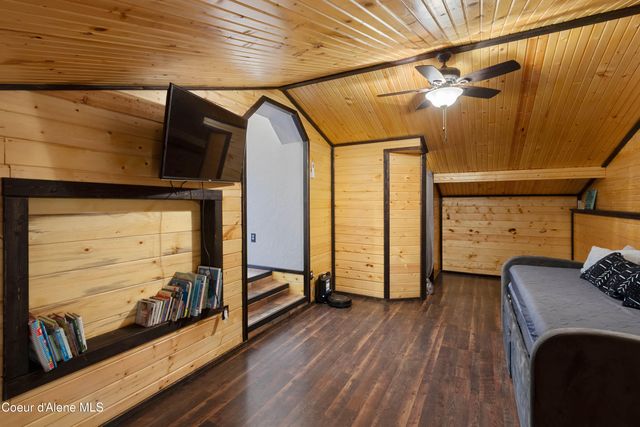 24606 N Nikoma Rd, Rathdrum, ID 83858
