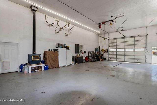 24606 N Nikoma Rd, Rathdrum, ID 83858