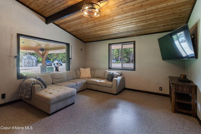 24606 N Nikoma Rd, Rathdrum, ID 83858