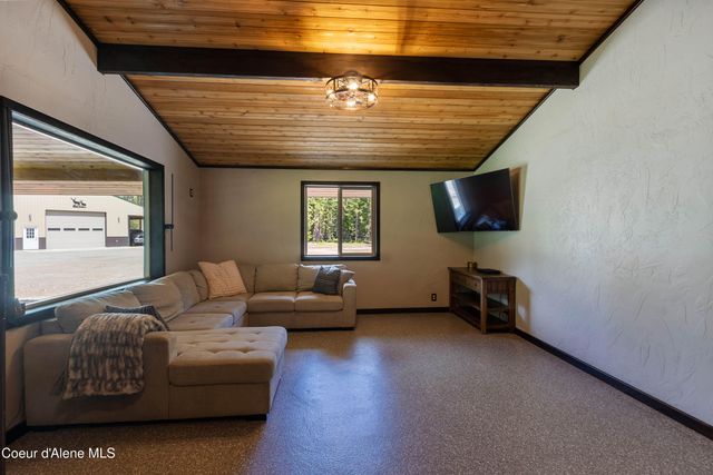 24606 N Nikoma Rd, Rathdrum, ID 83858