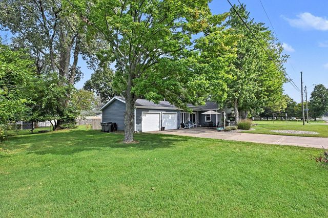102 N Chicago Street, New Buffalo, MI 49117
