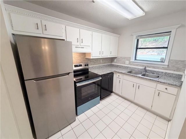 6202 Overlook Road, Peachtree Corners, GA 30092