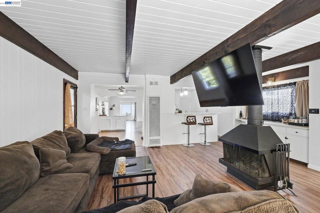Image 21 of property listing at 137 Viewmont Avenue, Vallejo, CA 94590