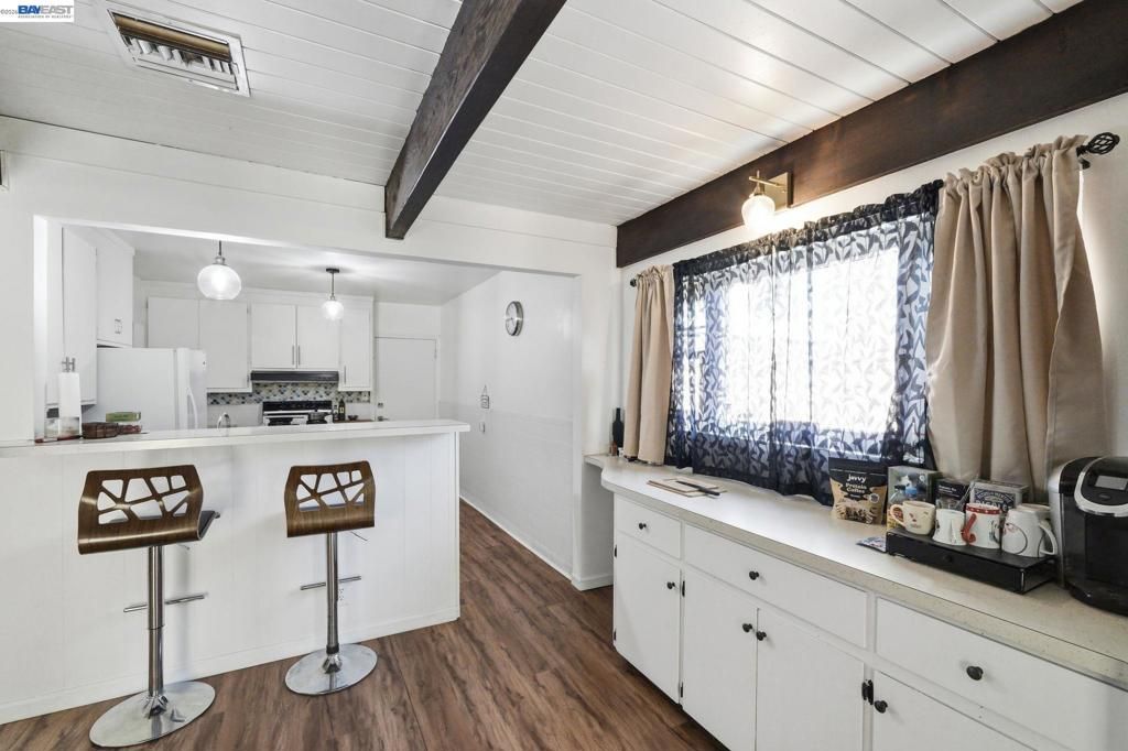 Image 30 of property listing at 137 Viewmont Avenue, Vallejo, CA 94590