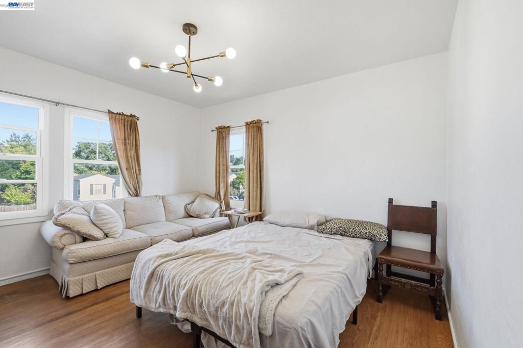Image 36 of property listing at 137 Viewmont Avenue, Vallejo, CA 94590