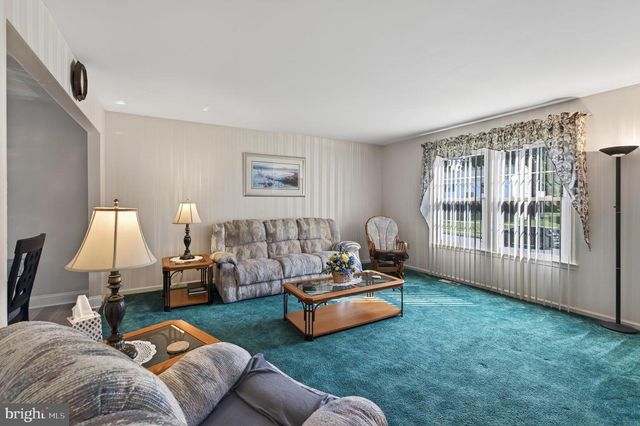 2202 BRIARCLIFF AVE, Upper Chichester, PA 19061