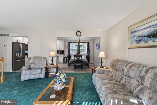 2202 BRIARCLIFF AVE, Upper Chichester, PA 19061