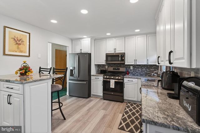 2202 BRIARCLIFF AVE, Upper Chichester, PA 19061