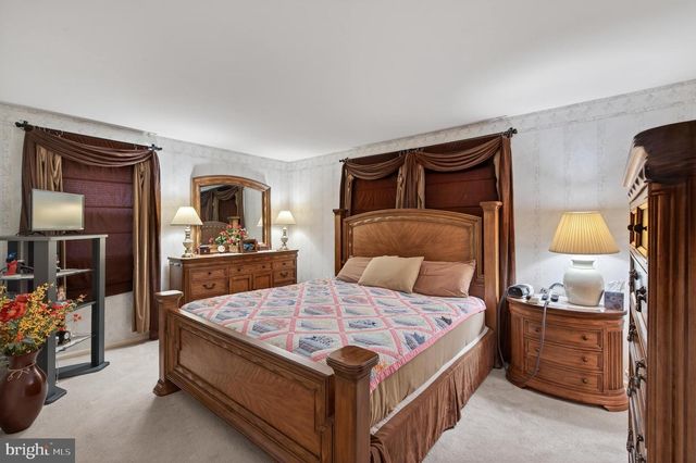 2202 BRIARCLIFF AVE, Upper Chichester, PA 19061