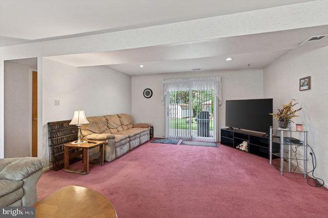 2202 BRIARCLIFF AVE, Upper Chichester, PA 19061