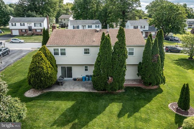 2202 BRIARCLIFF AVE, Upper Chichester, PA 19061