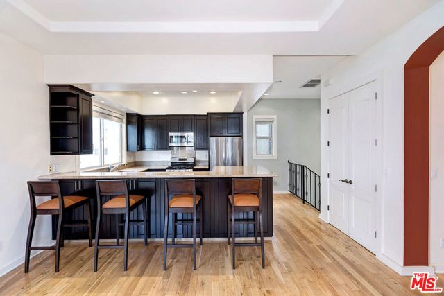 2027 BUTLER Avenue, Los Angeles, CA 90025