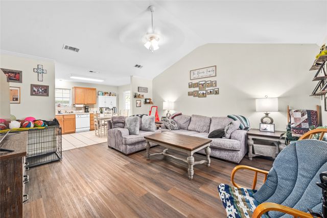 309 Flying Bridge Drive, Gun Barrel City, TX 75156