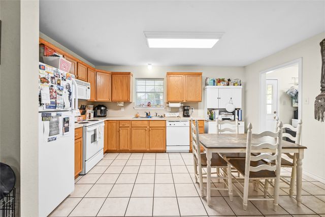 309 Flying Bridge Drive, Gun Barrel City, TX 75156