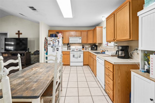 309 Flying Bridge Drive, Gun Barrel City, TX 75156