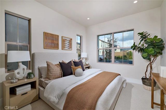 103 Oakstone, Irvine, CA 92618