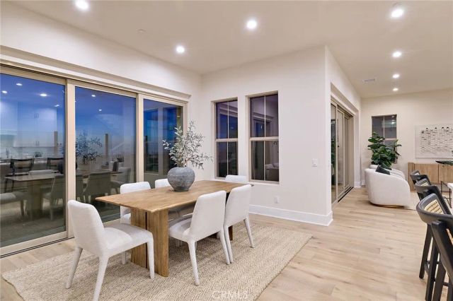 103 Oakstone, Irvine, CA 92618